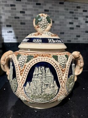 Decorative Ceramic Lidded Stein in Cream, Navy & Green